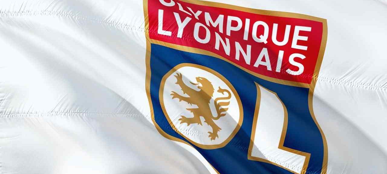 la seconde au classement ligue 1 pour l'olympique lyonnais 